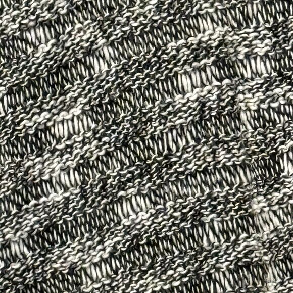 Torrid Womens 2 Black White Cardigan Sleeveless Open Front Lightweight Sweater - Picture 5 of 12